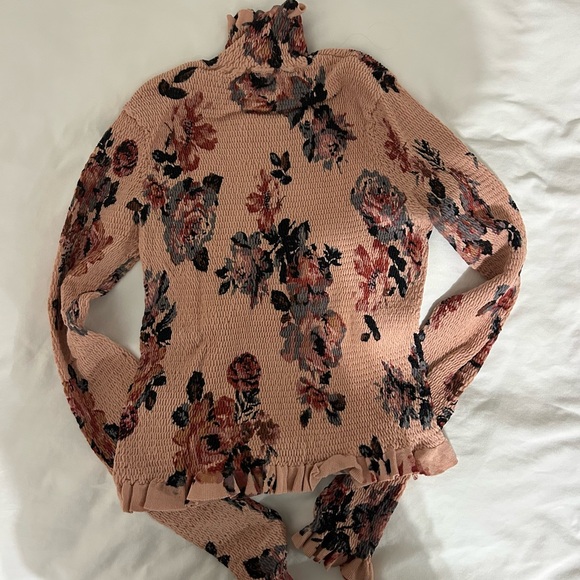 Zara Pink Floral Long Sleeve Blouse - Picture 4 of 4